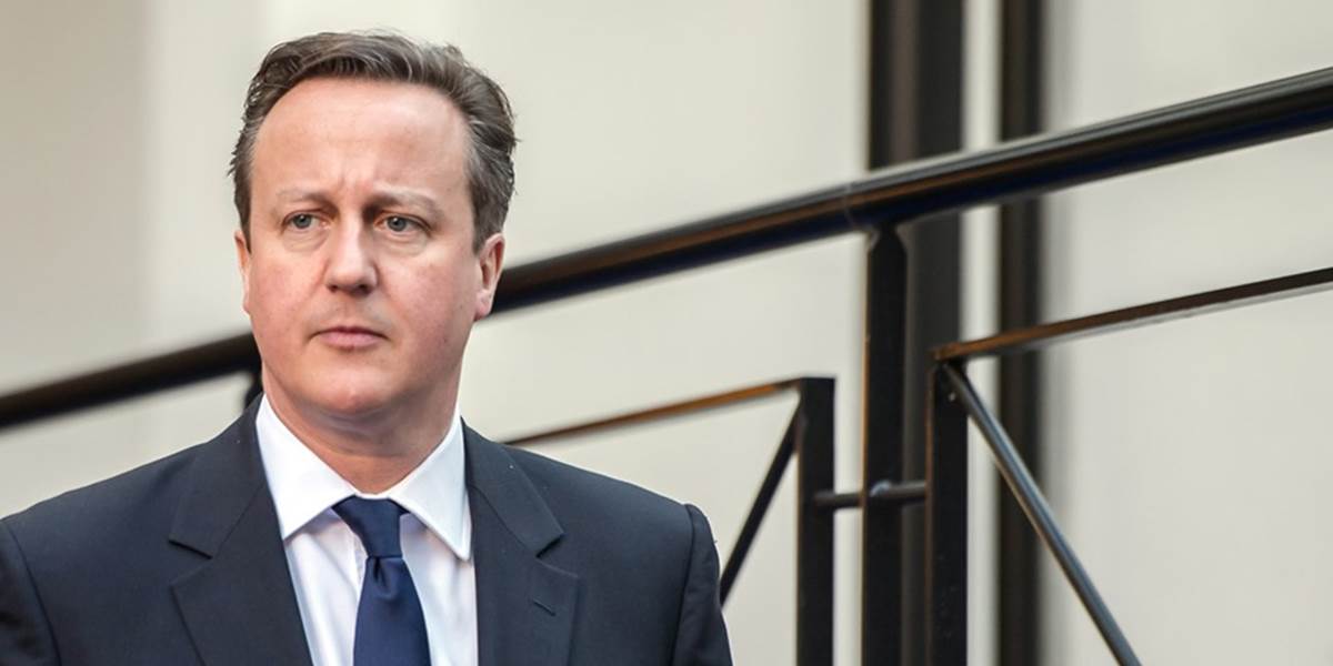 Cameron vyzval lídrov EÚ, aby nepodliehali tlakom europarlamentu