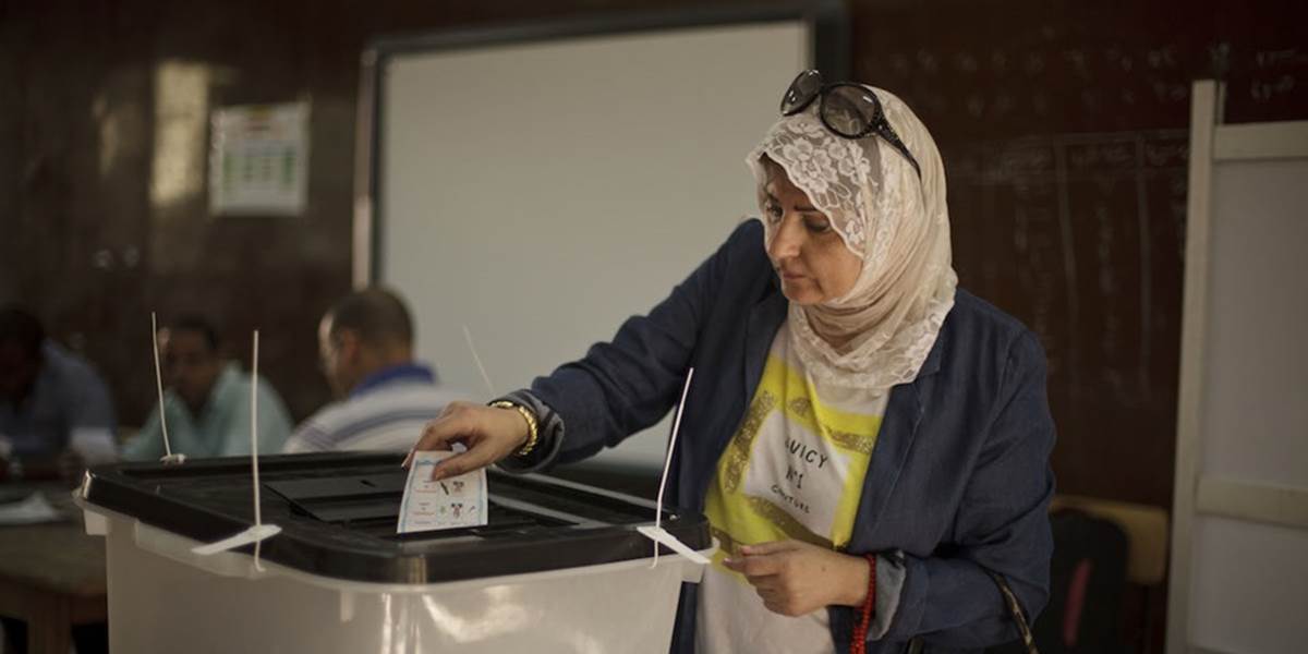 Voľby prezidenta v Egypte neplánovane pokračujú tretím dňom