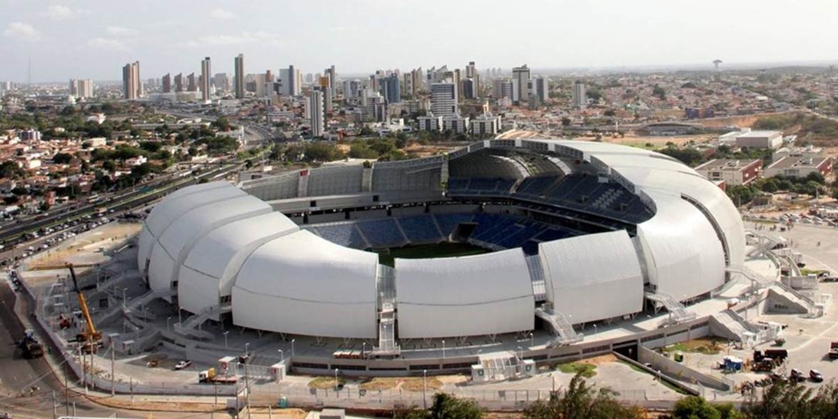 Tri brazílske štadióny z tucta stále vzbudzujú obavy