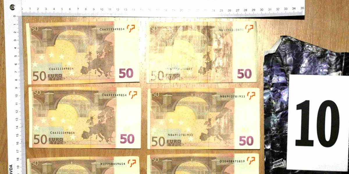 V kauze falošných bankoviek obvinili troch Talianov a jedného Slováka