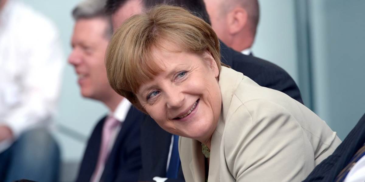 Ruský prezident Putin sa vo Francúzsku stretne s nemeckou kancelárkou Merkelovou