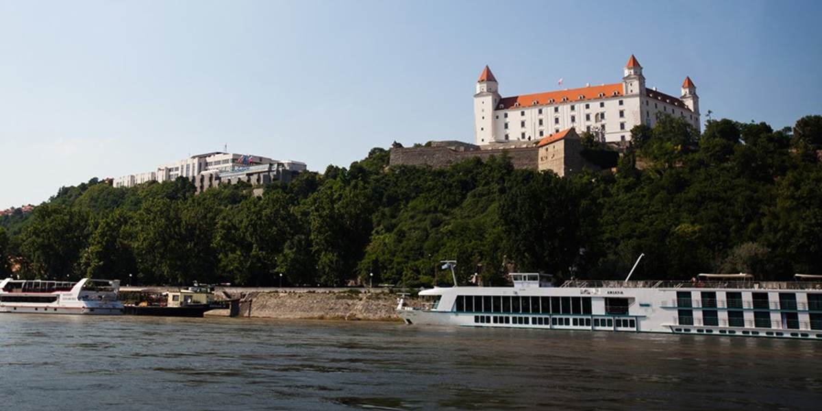 Hasiči zasahovali na Dunaji, topiaceho zatiaľ nenašli