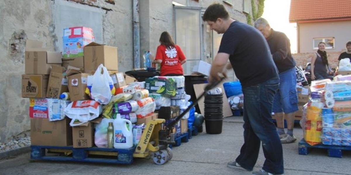 Neuveriteľná solidarita: Na pomoc Balkánu Slováci vyzbierali vyše 20 ton vecí a potravín!