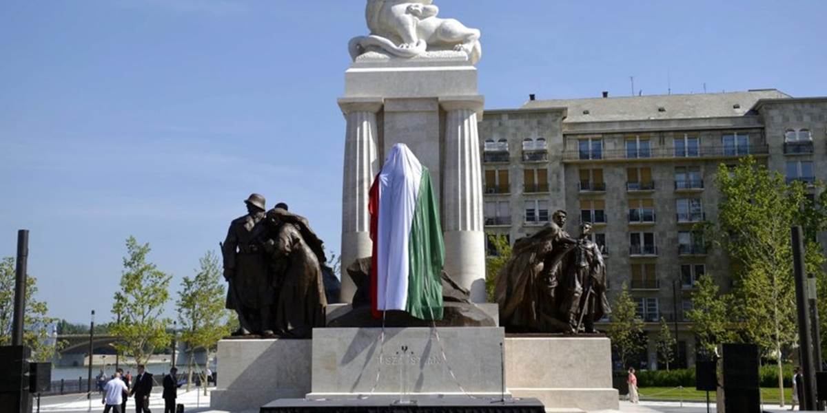 Orbán odhalil sochu Istvána Tiszu, ktorého súsošie zbúrali v roku 1945
