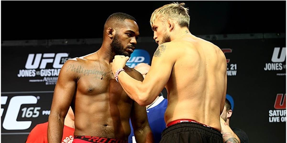 UFC šampión Jon Jones odpovedal kritikom  že by preferoval radšej zápas s Cormierom