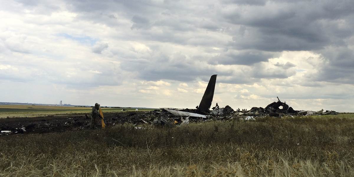 Situácia na Ukrajine: "Luhanské sebaobranné sily" potvrdili zostrelenie ukrajinského lietadla
