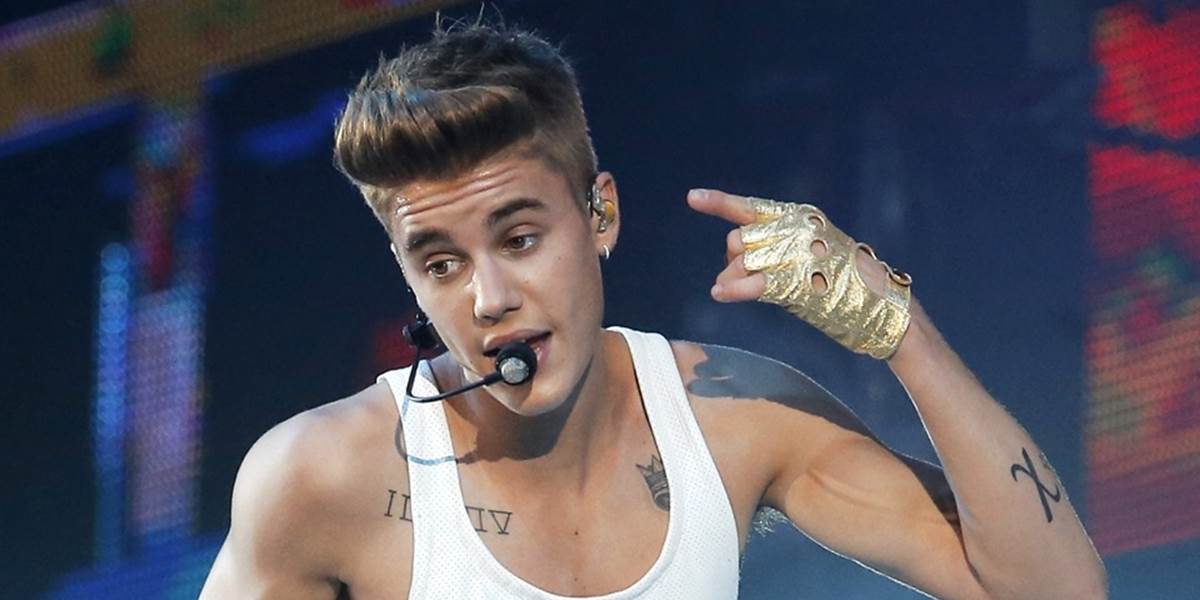 Justin Bieber sa údajne dohodol na súde