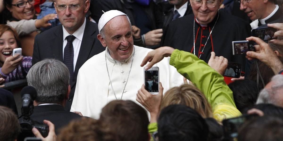 Pápež: Musíme Európe pomôcť omladnúť