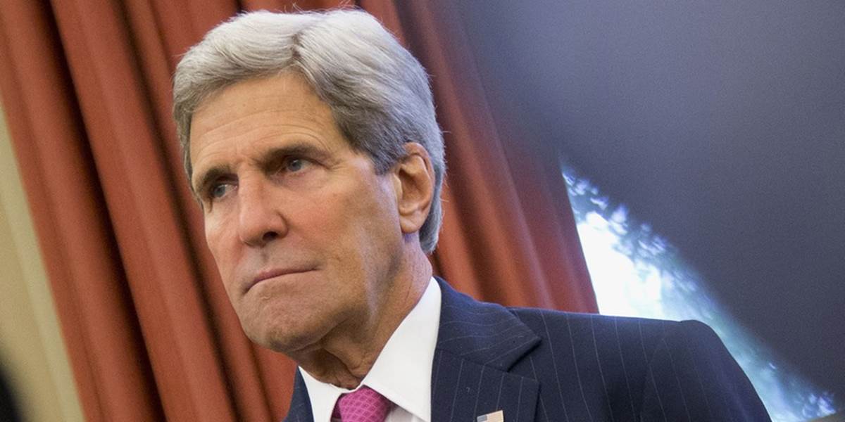 Kerry pripustil možnosť amerických leteckých zásahov v Iraku, Londýn zakáže ISIL