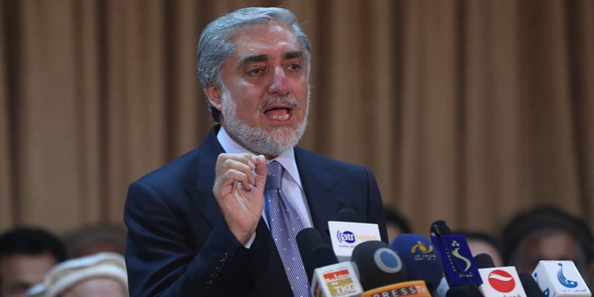 Afganský kandidát Abdulláh viní svojho rivala z podvodov
