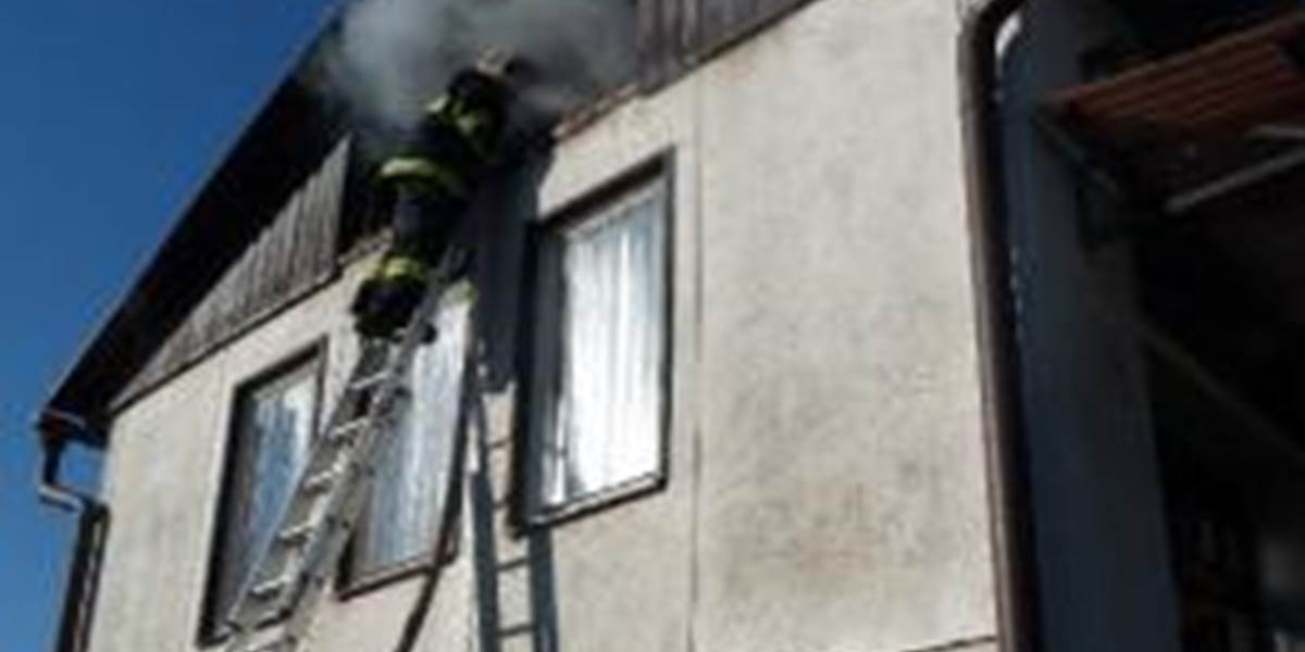 V Nitrianskom Rudne horel rodinný dom, príčina požiaru nie je známa