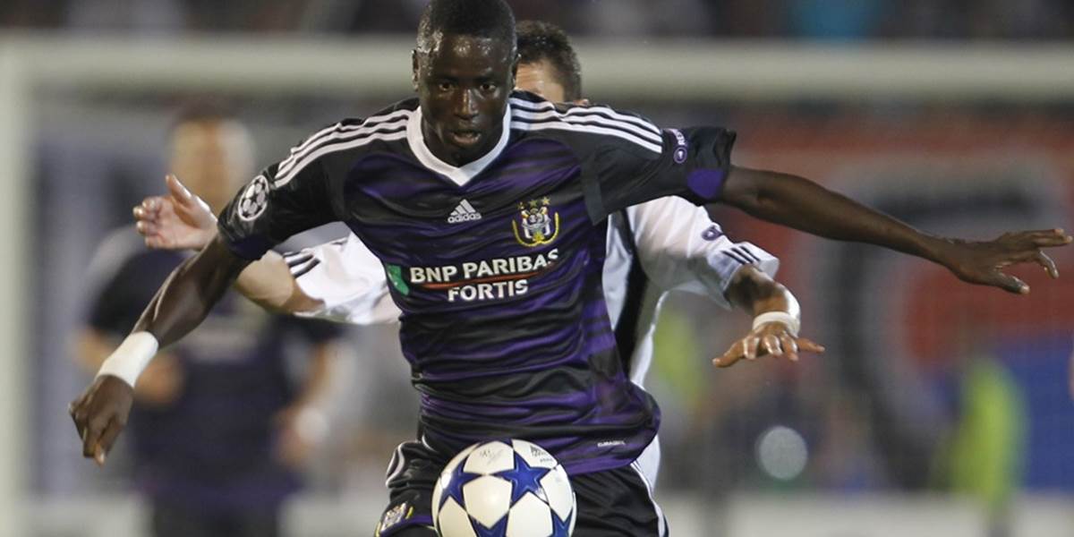 Senegalčan Kouyaté na štyri roky hráčom West Hamu