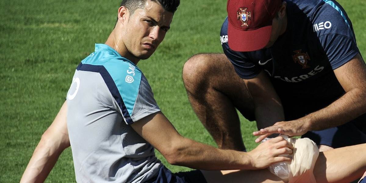 Lekár odporúča Cristianovi Ronaldovi odstúpiť z turnaja