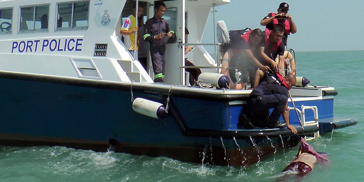 Na nepokojnom malajzijskom mori sa prevrátili dve lode s imigrantmi z Indonézie