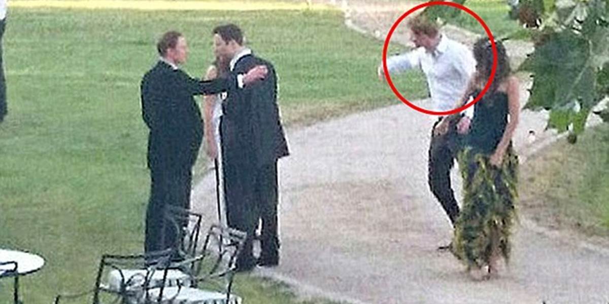 FOTO Podrobnosti o návšteve Princa Harryho na Slovensku: Chľastal, stratil telefón a peňaženku!