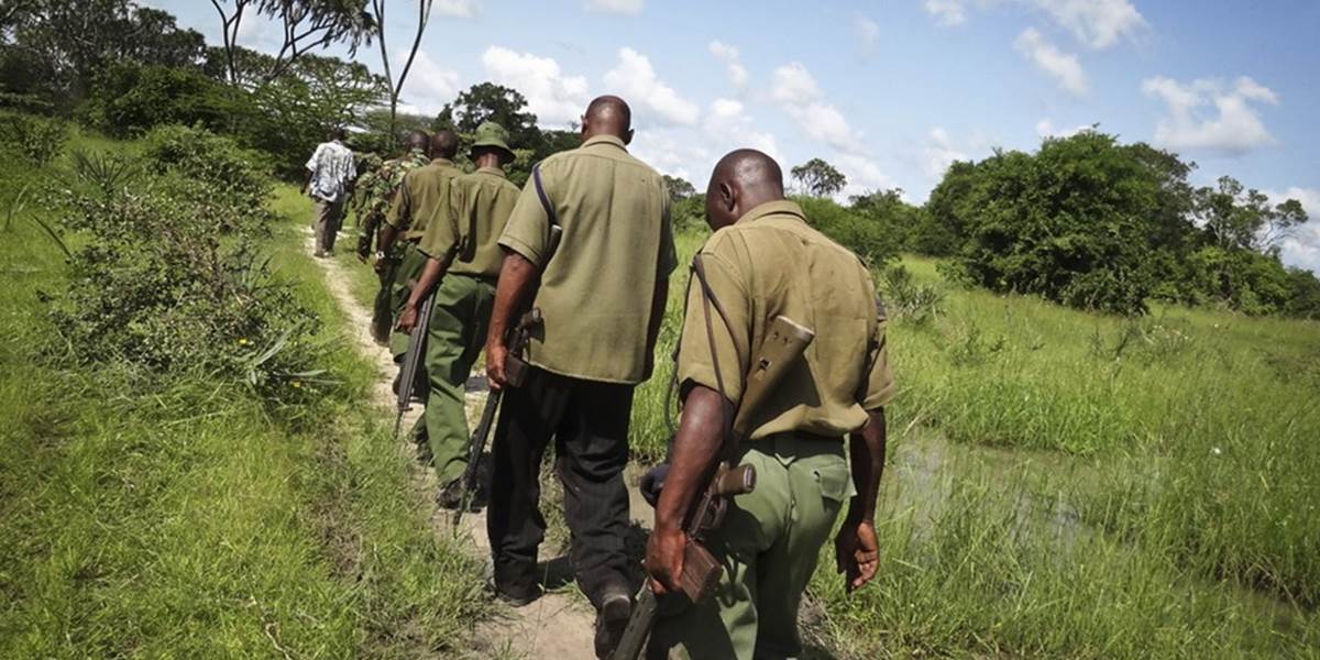 Gang ozbrojený mačetami zabil v pobrežnej keňskej dedine päť ľudí
