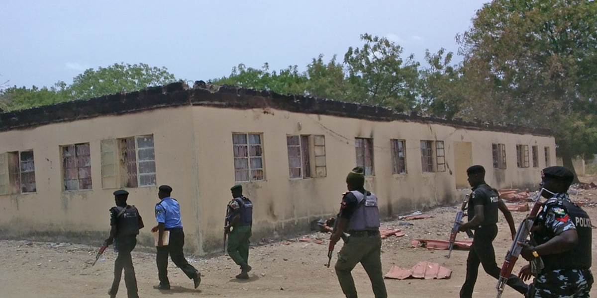 Na severovýchode Nigérie uniesli 60 žien a 31 chlapcov