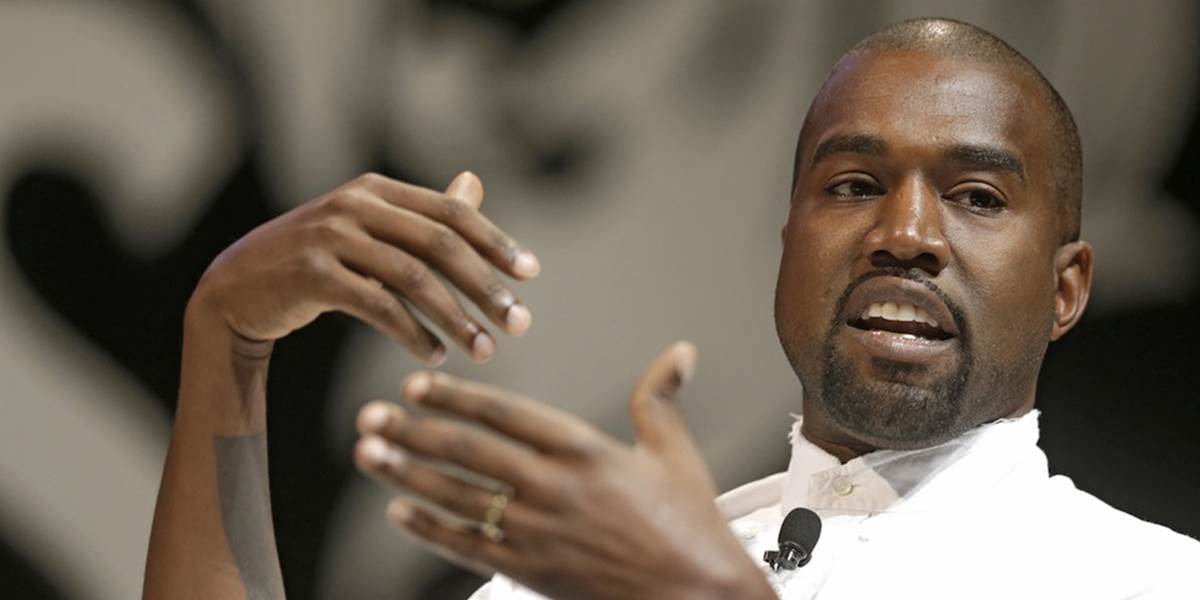 Kanye West si odpykáva trest prednášaním o móde
