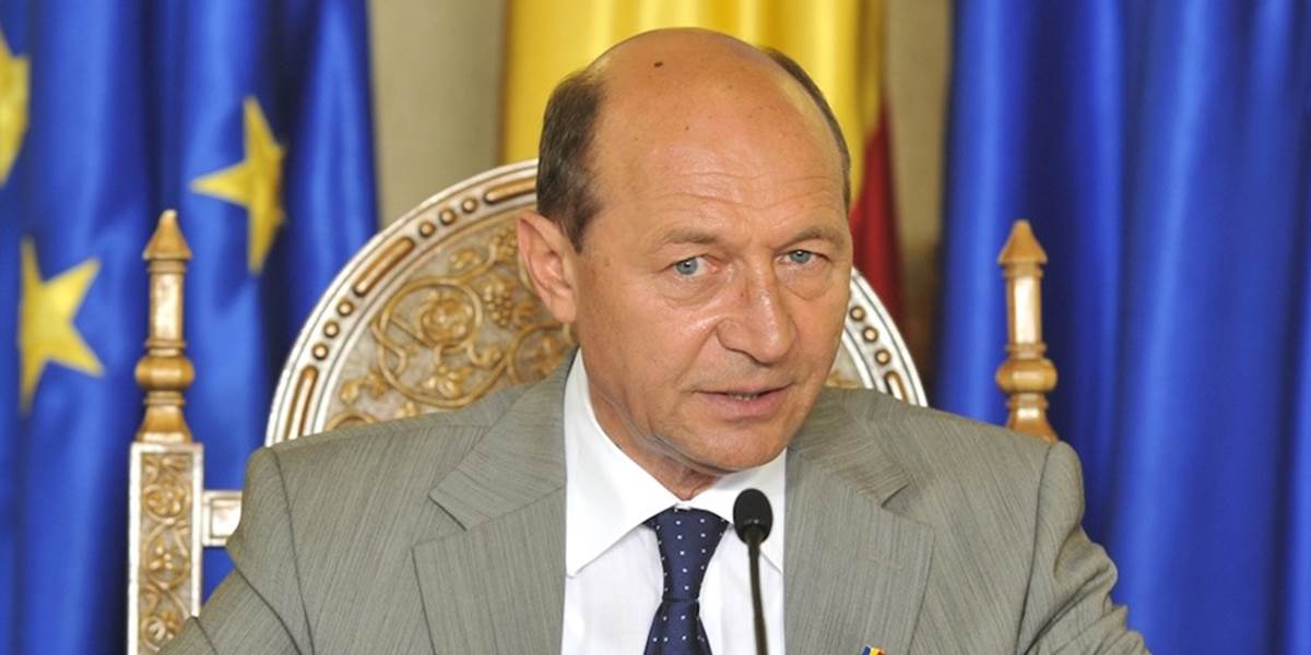 Parlament vyzval rumunského prezidenta Basesca na odstúpenie