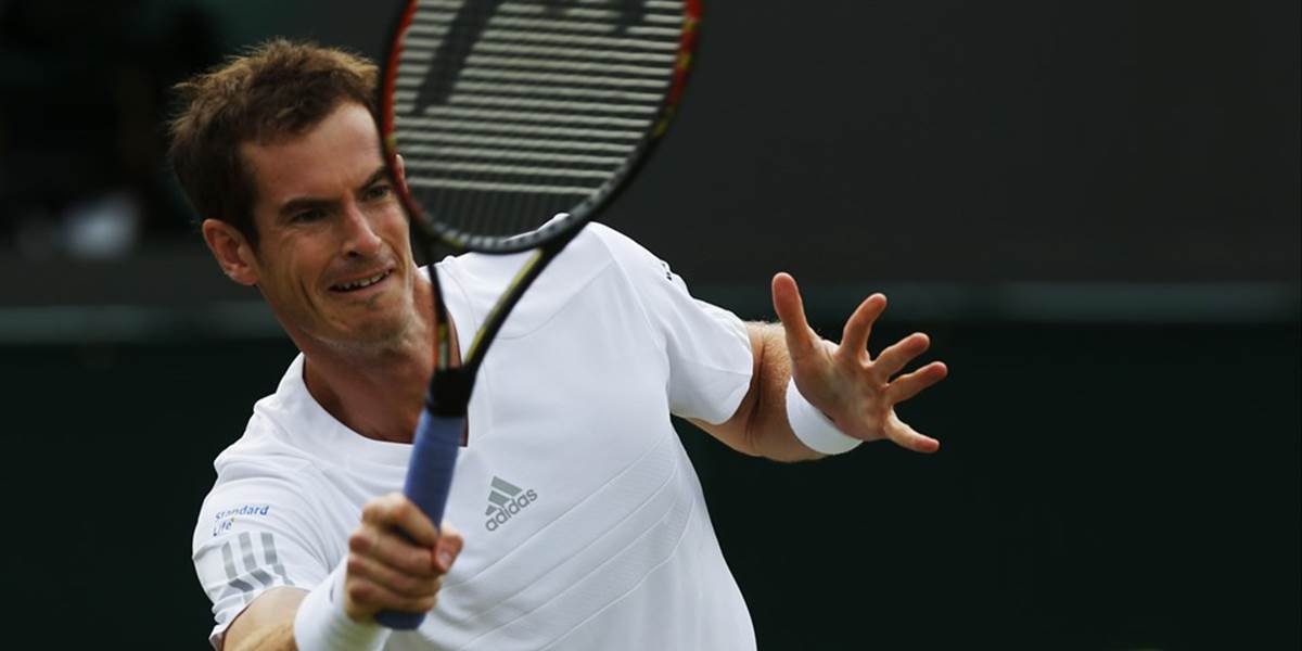 Wimbledon: Obhajca Murray stratil s Rolom iba dve hry