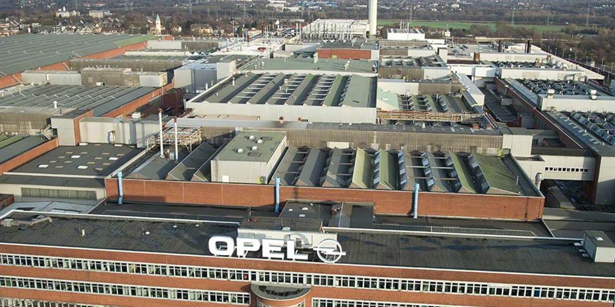 Zatvorenie závodu v Bochume bude stáť Opel 866 miliónov