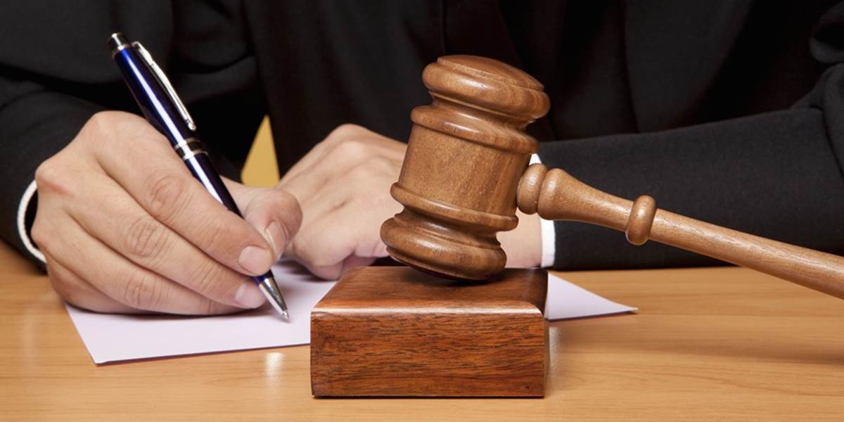 Súdna rada zverejnila majetkové priznania sudcov za rok 2013