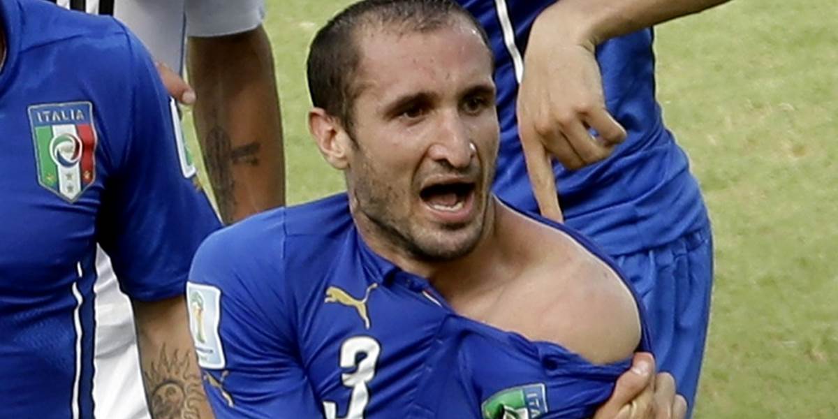 Chiellini necíti voči Suarezovi hnev: Trest od FIFA je prehnaný