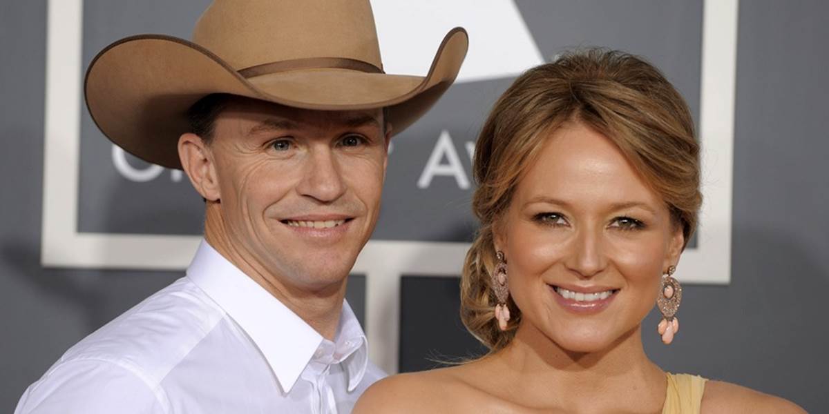Speváčka Jewel a jej manžel rodeový kovboj Ty Murray sa rozvádzajú