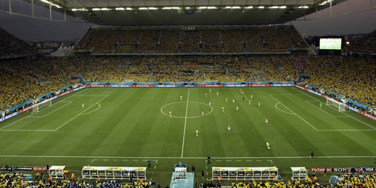FIFA presadila pivo na štadiónoch, teraz sa čuduje
