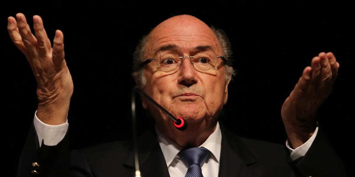 Blatter ocenil priznanie Suáreza ako gesto fair play