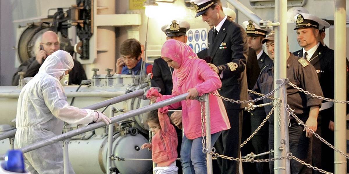 Talianske námorníctvo zachránilo ďalších 2655 migrantov