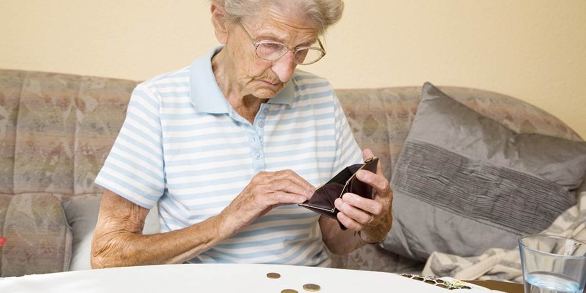 Ďalšia dôchodkyňa naletela podvodníkom, prišla o úspory
