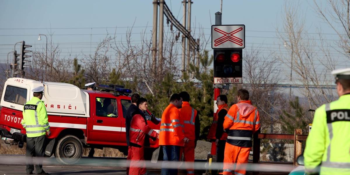 Pri zrážke dvoch nákladných vlakov v Českej Třebovej vznikla škoda za takmer 4 milióny korún