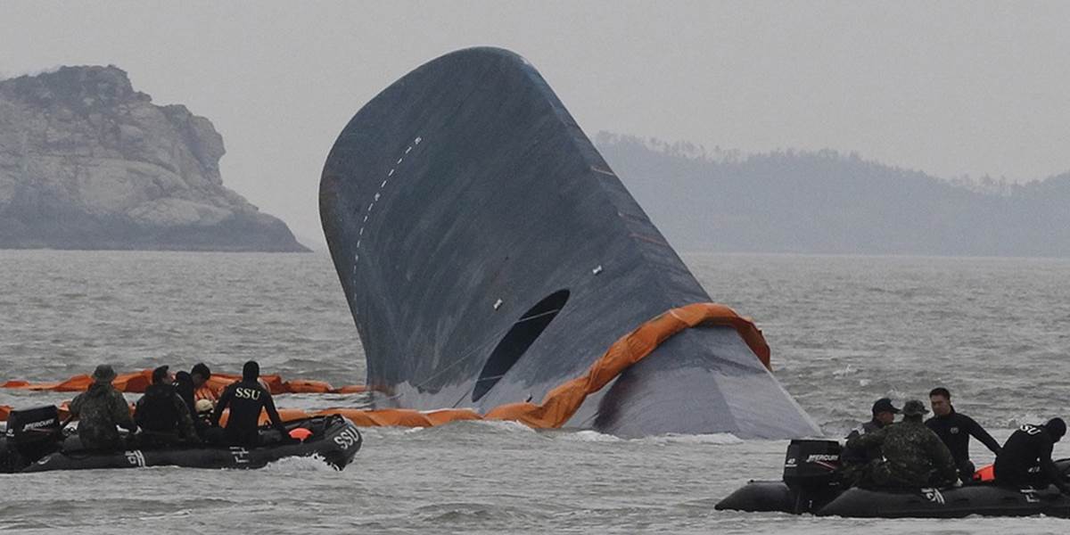 Potopený trajekt Sewol bol ilegálne upravený na väčší náklad