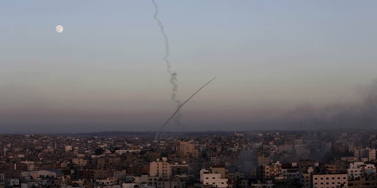 Libanon krátko po polnoci vypálil na Izrael dve rakety, k obetiam nedošlo