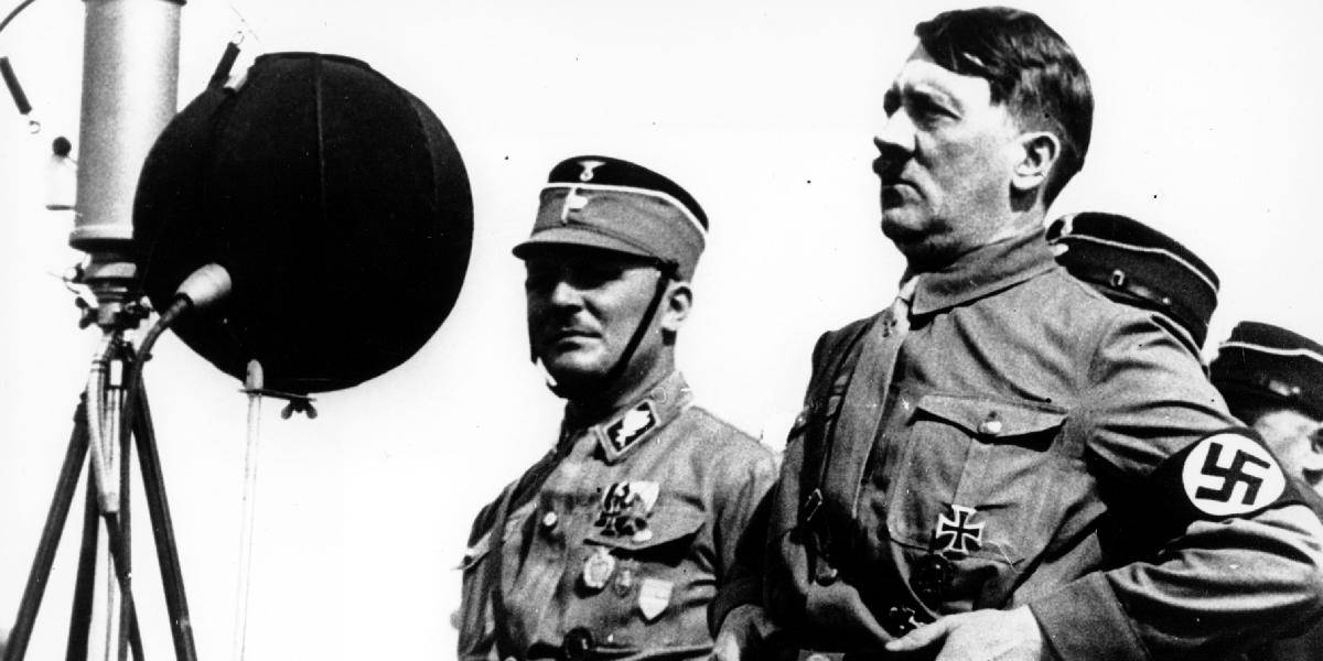 Podľa prieskumu verejnej mienky Rakúšania sčasti obhajujú Hitlera