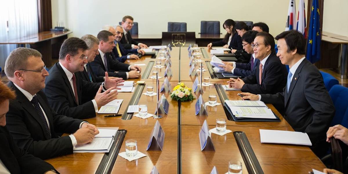 Krajiny V4 a Kórejská republika sa v Bratislave dohodli na prehĺbení spolupráce