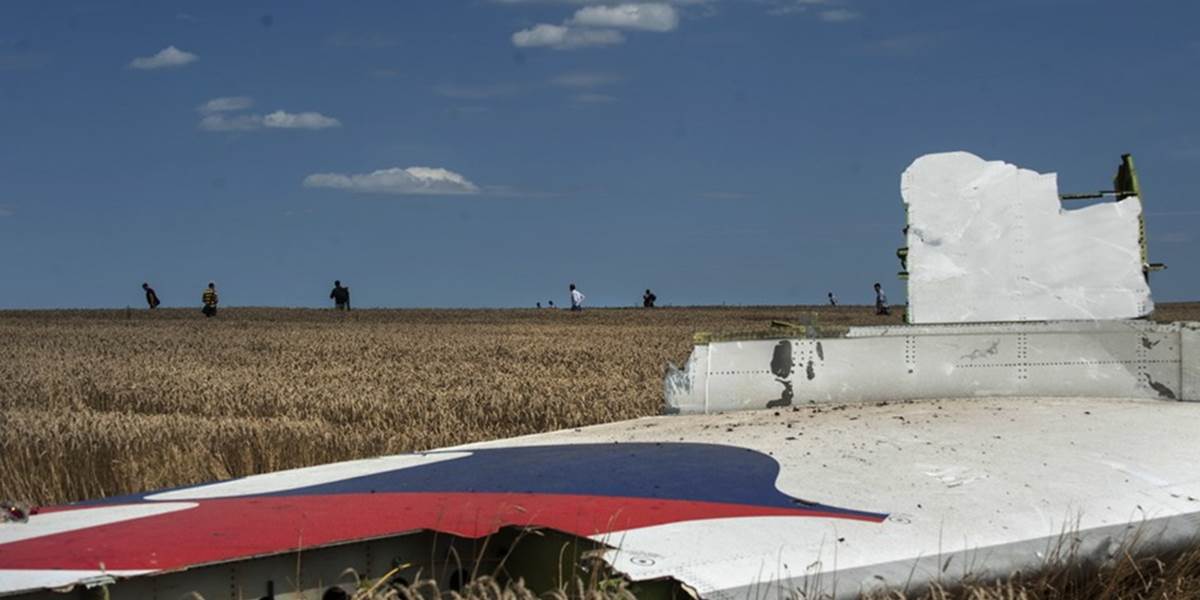 Biely dom a Austrália opätovne vyzývajú Rusko, aby umožnilo vyšetrovanie zostreleného lietadla