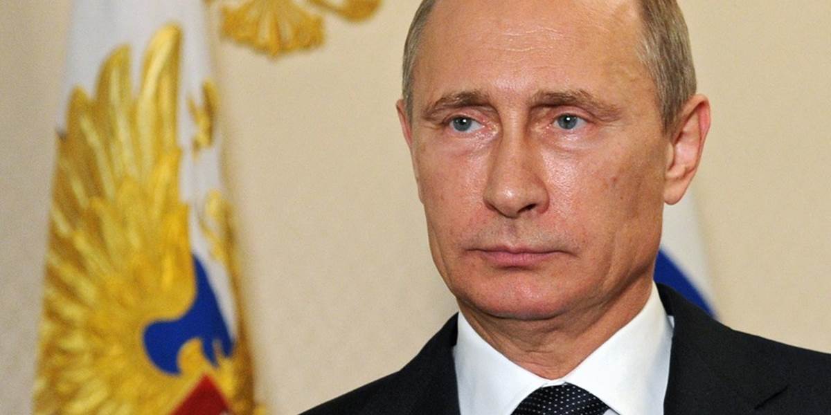 Putin vyzýva nezneužívať haváriu lietadla na Ukrajine na politické ciele