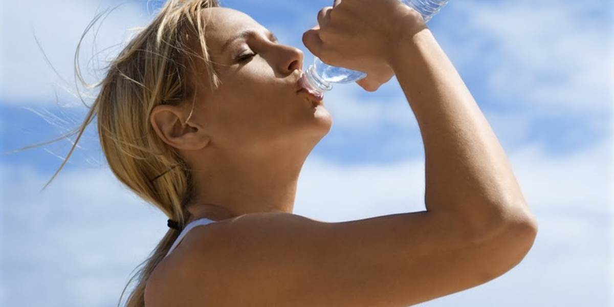 Kolapsy z tepla ohrozujú viac ženy, dôležitý je pitný režim