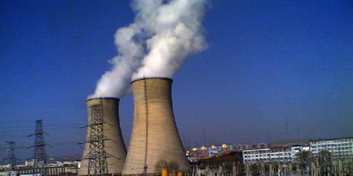 V Pekingu zatvorili tepelnú elektráreň, chcú zlepšiť kvalitu ovzdušia