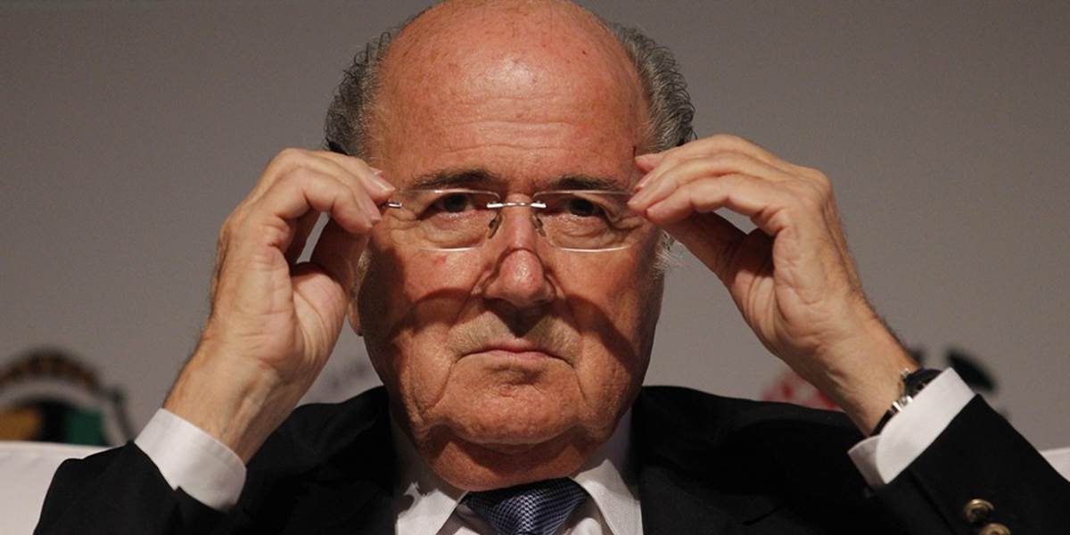 Blatter diskutoval o pracovných podmienkach v Katare