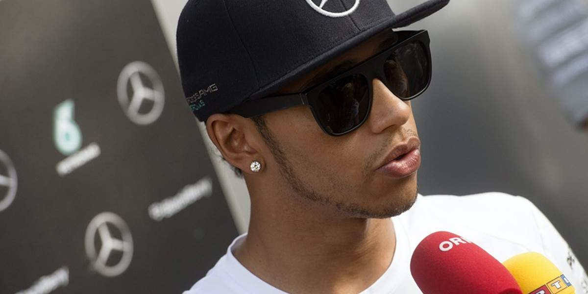 Hamilton neplánuje opustiť Mercedes: Novú zmluvu podpíšem ešte tento rok