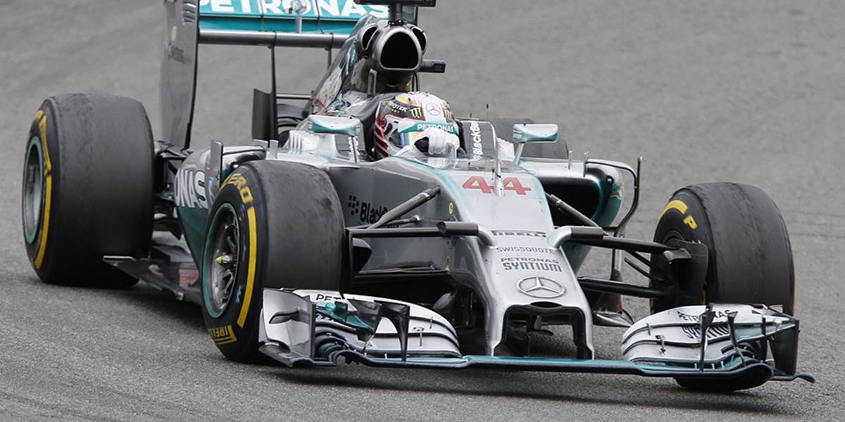 F1: Prvý voľný tréning pred VC Maďarska ovládli jazdci Mercedesu