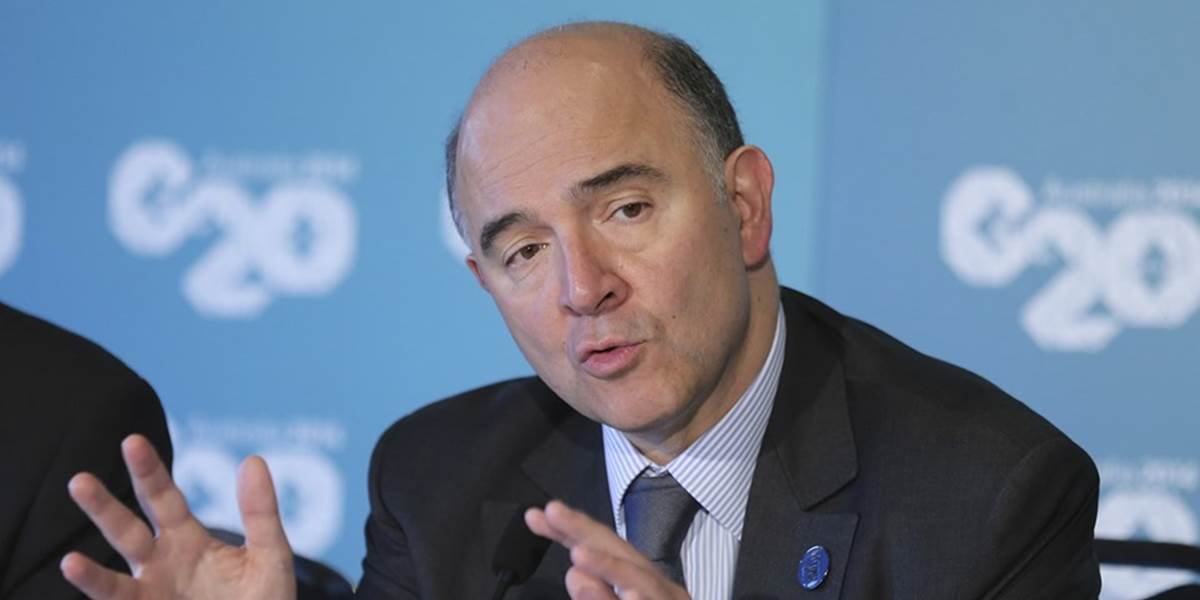 Hollande navrhuje za francúzskeho eurokomisára Pierra Moscoviciho