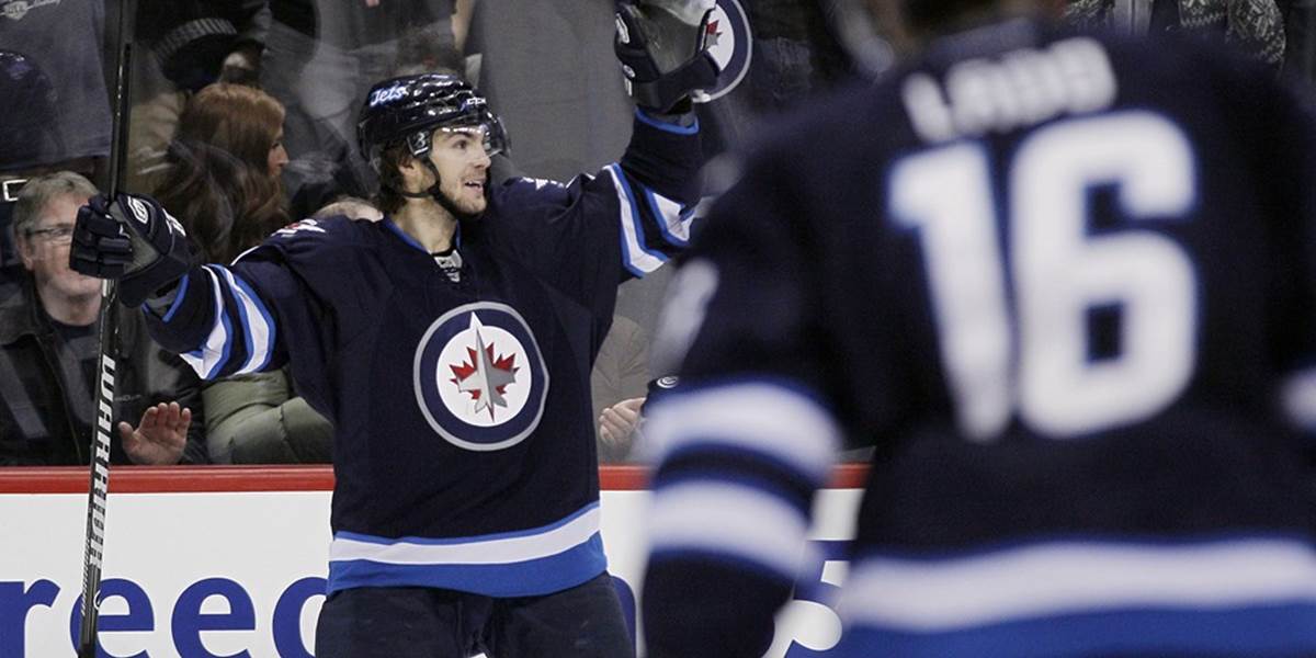 NHL: Frolík sa vyhol arbitráži, vo Winnipegu zarobí 3,3 milióna
