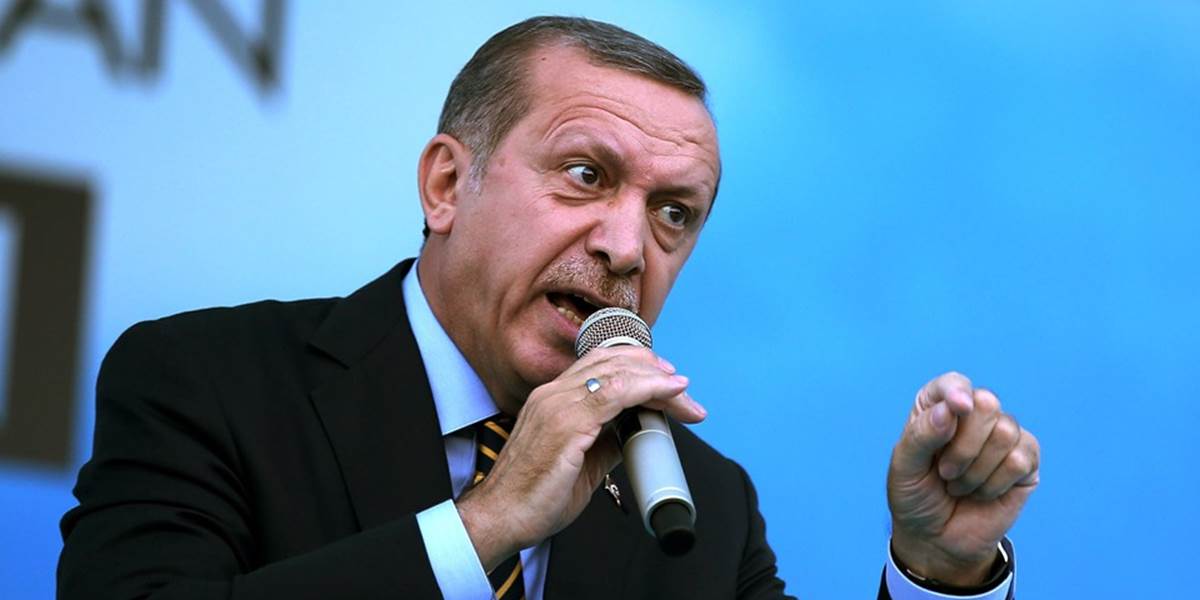 Turecký premiér Erdogan kandidujúci za prezidenta rozdeľuje verejnosť