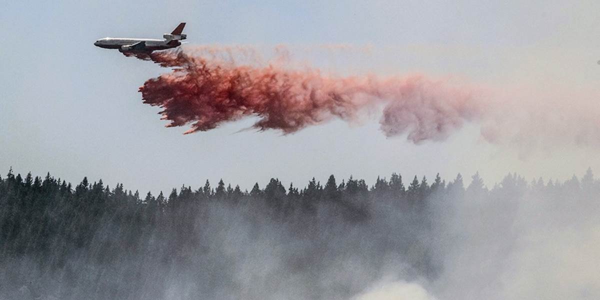 Požiar v Yosemitskom národnom parku ohrozuje gigantické sekvoje