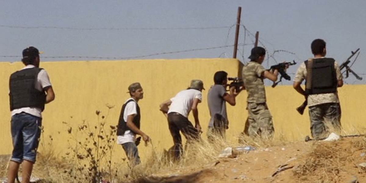 Líbyjské milície tvrdia, že ovládli mesto Benghází