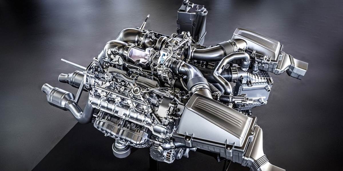 Mercedes zverejnil detaily o novom V8 motore pre AMG GT